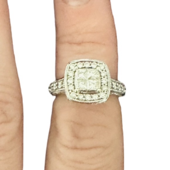 Diamond engagement ring Size 5 - Picture 2 of 5